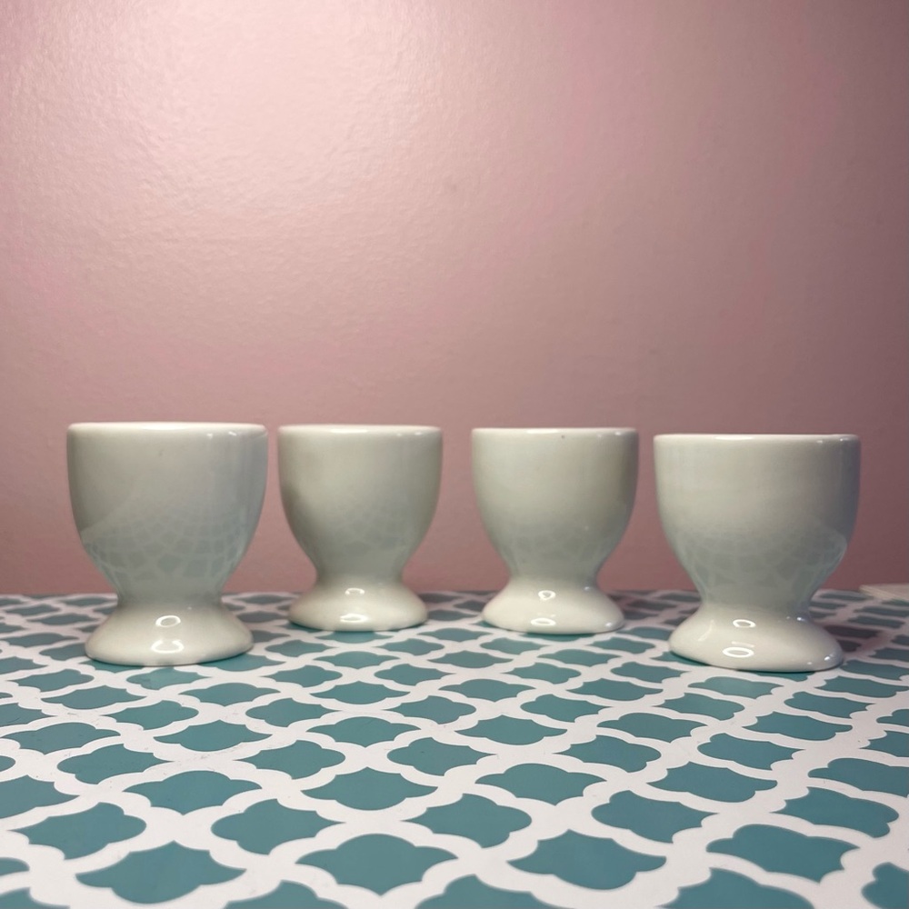 Egg Cups with Mustache Motif - Adorable Set of 4 - Eat your EGGS in Style! - Picture 10 of 11